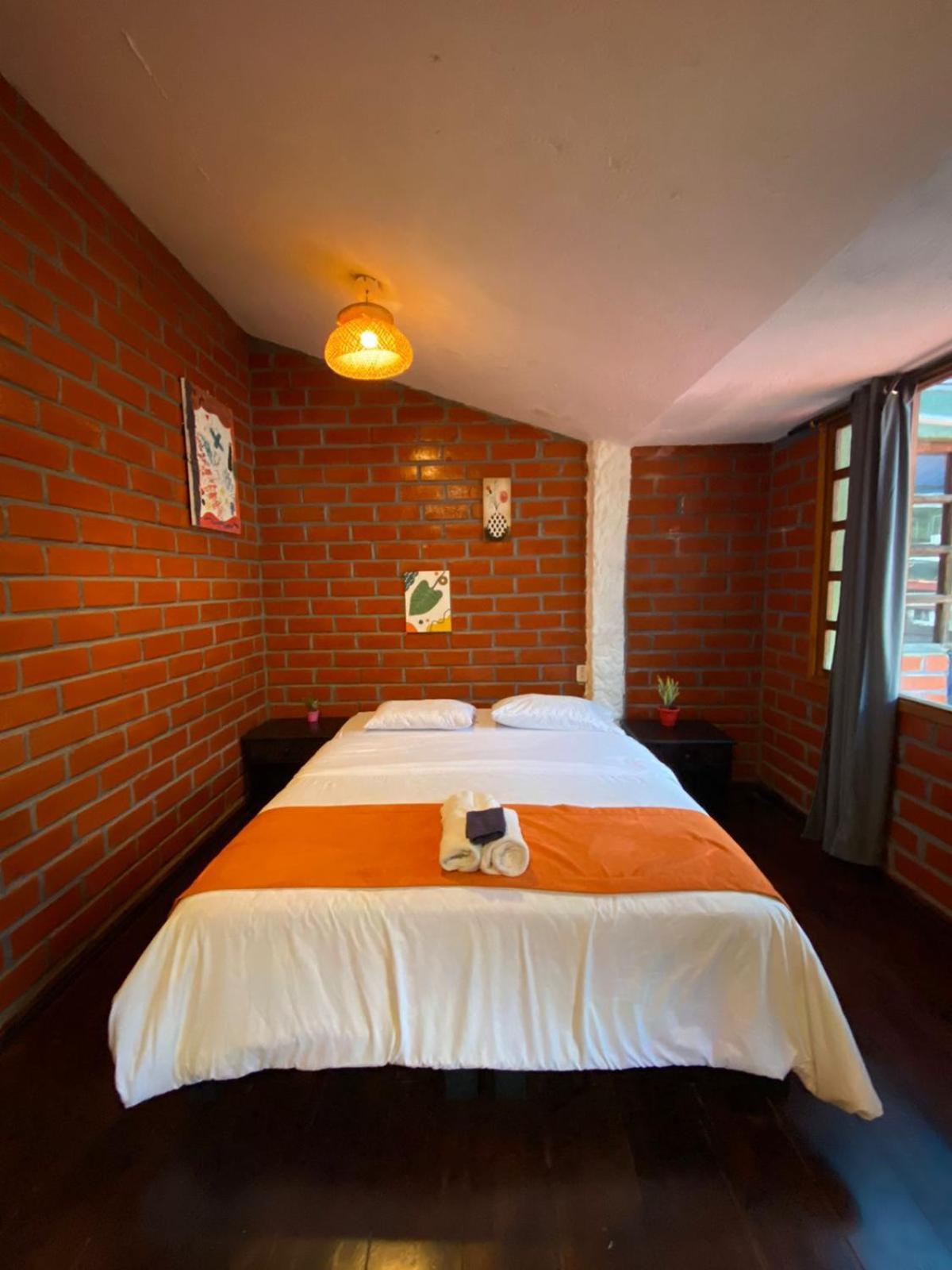 Garden House Hostal Banos  Exterior photo