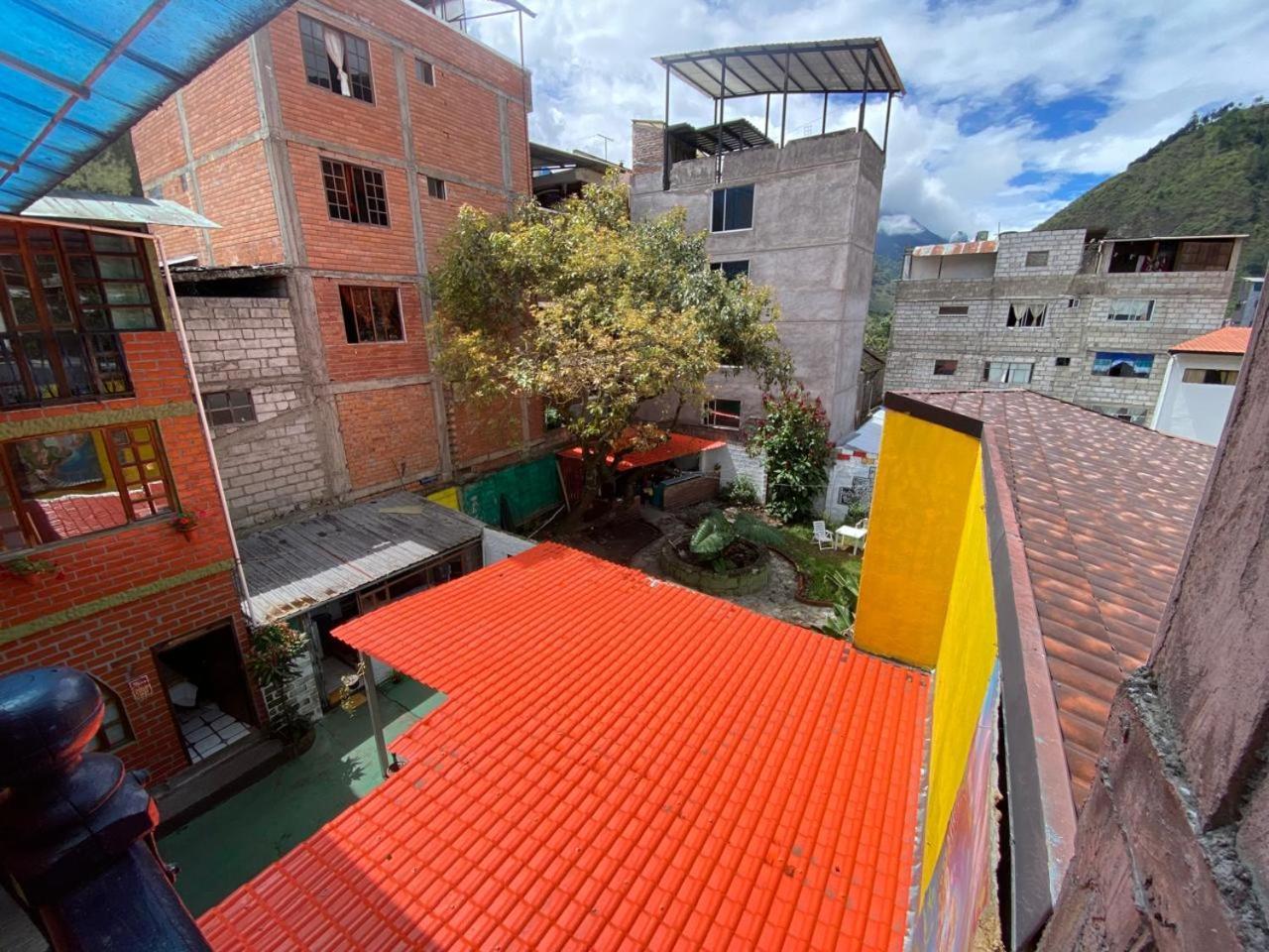 Garden House Hostal Banos  Exterior photo