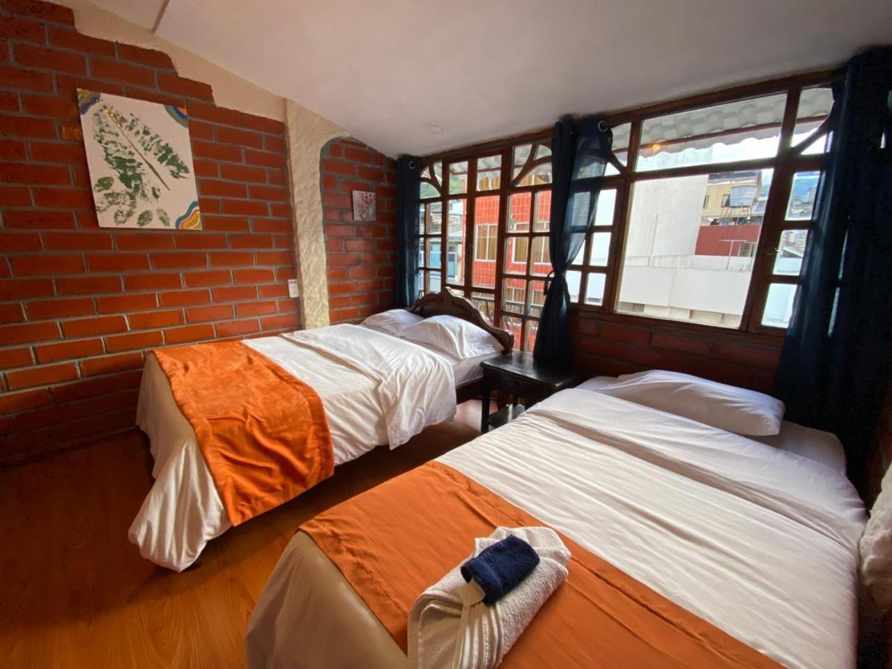 Garden House Hostal Banos  Exterior photo